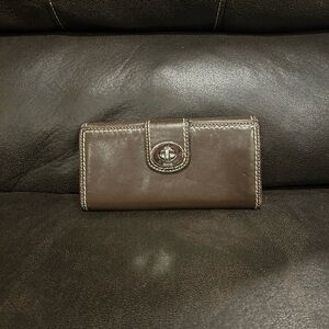 Coach vintage brown leather turn-lock case wallet